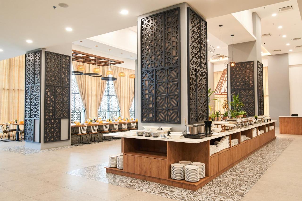 H Elite Design Hotel Kota Bharu Buitenkant foto