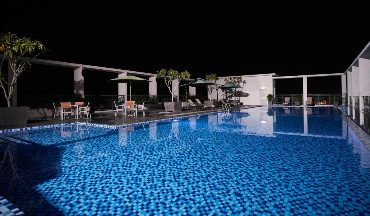 H Elite Design Hotel Kota Bharu Buitenkant foto